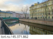 Санкт-Петербург. Набережные канала Грибоедова около Сенного моста. Стоковое фото, фотограф Александр Алексеев / Фотобанк Лори