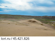 Барханы пустыни. Стоковое фото, фотограф Александр Тараканов / Фотобанк Лори