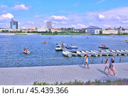 Казань. Озеро Нижний Кабан летом (2020 год). Редакционное фото, фотограф Клавдия Васильева / Фотобанк Лори