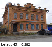 "Бывший дом Чистякова". Город Ирбит, улица Кирова, 21. Редакционное фото, фотограф Алексей Иванов / Фотобанк Лори