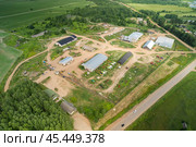 Агрофирма "Немский", поселок Нема, Кировская область. Аэросъемка (2024 год). Стоковое фото, фотограф Владислав Самошкин / Фотобанк Лори