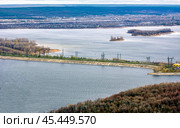 Top view of the city of Togliatti and the Zhigulevskaya hydroelectric station. Стоковое фото, фотограф Акиньшин Владимир / Фотобанк Лори