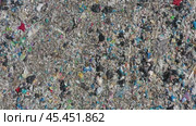 Open storage of solid waste garbage. Стоковое видео, видеограф Михаил Коханчиков / Фотобанк Лори