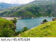 Picturesque view of the mountain lake Gizhgit with azure water. Caucasus. Стоковое фото, фотограф Константин Лабунский / Фотобанк Лори