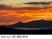 Италия. Минтурно. Закат над Тирренским морем. Italy. Minturno. Sunset view over the Tyrrhenian Sea. Стоковое фото, фотограф Алексей Смышляев / Фотобанк Лори