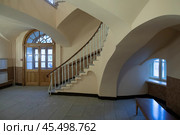 Санкт-Петербург, главный вход в царскосельском музее. Редакционное фото, фотограф Дмитрий Неумоин / Фотобанк Лори