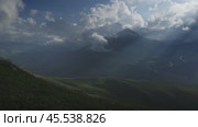 Mountain landscape with sun rays. Стоковое видео, видеограф Михаил Коханчиков / Фотобанк Лори