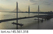 Cable-stayed bridge in St.Petersburg (2019 год). Стоковое видео, видеограф Михаил Коханчиков / Фотобанк Лори
