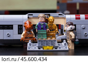 RUSSIA, May 16, 2018. Constructor Lego Star Wars. Episode VII, Princess Leia and General Akbar. Редакционное фото, фотограф Андрей Аркуша / Фотобанк Лори