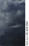 Lot of lightning during a thunderstorm. Стоковое видео, видеограф Михаил Коханчиков / Фотобанк Лори