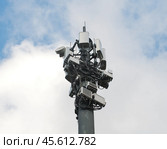 Вышка , антенна  мобильной сети, солнечные панели. Стоковое фото, фотограф Александр Циликин / Фотобанк Лори