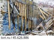 Городской пейзаж. Руинированное строение. Воронеж. Стоковое фото, фотограф Владимир Шибаев / Фотобанк Лори