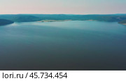 Южный Урал, Башкортостан, Нугушское водохранилище летом. Вид с воздуха. Southern Urals, Bashkortostan, Nugush reservoir in summer. Aerial view. Стоковое видео, видеограф Евгений Романов / Фотобанк Лори