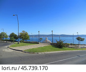 Nesebar, Bulgaria. August 01, 2024.Panorama of Old Town of Nessebar and seaside. Редакционное фото, фотограф Мария Фетисова / Фотобанк Лори