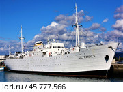 Former Portuguese hospital ship Gil Eannes, now permanently moored in the Port of Viana do Castelo, serving as museum ship and youth hostel (2019 год). Редакционное фото, фотограф Veronika Belosokhova / Фотобанк Лори