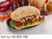 Ciabatta with canned tuna sandwich. Стоковое фото, фотограф Андрей Старостин / Фотобанк Лори