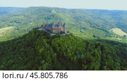 Hohenzollern Castle, Germany. Aerial FPV drone flights. (2018 год). Стоковое видео, видеограф Андрей Армягов / Фотобанк Лори