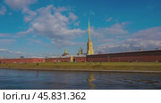 Saint-Petersburg. Peter and Paul Fortress on a sunny day. Timelapse. Стоковое видео, видеограф Виктор Тихонов / Фотобанк Лори