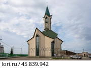 Набережные Челны. Мечеть Тауба (2024 год). Редакционное фото, фотограф Литвяк Игорь / Фотобанк Лори