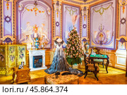 Интерьер комнаты в роскошной, старинной усадьбе. Редакционное фото, фотограф Илья Старков / Фотобанк Лори