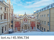 Здание конюшен. Бывший особняк Кельха. «Дом Юриста». Улица Чайковского в городе Санкт-Петербурге. Редакционное фото, фотограф Румянцева Наталия / Фотобанк Лори
