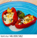 Photography of plate with pepper stuffed with brynza. Стоковое фото, фотограф Яков Филимонов / Фотобанк Лори