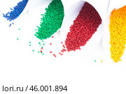 tinted plastic granulate for injection moulding process. Стоковое фото, фотограф Сергей Толмачёв / Фотобанк Лори