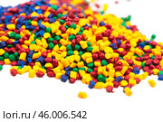 tinted plastic granulate for injection moulding process. Стоковое фото, фотограф Сергей Толмачёв / Фотобанк Лори