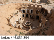 Courtyard in traditional Berber house in Sahara Desert. Matmata. Tunisia. Стоковое фото, фотограф Яков Филимонов / Фотобанк Лори