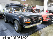 Toyota Land Cruiser 100. Редакционное фото, фотограф Art Konovalov / Фотобанк Лори