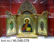 Складень «Господь Вседержитель, святой Иоанн Предтеча, преподобномученица Евгения», 1899-1908 г., выставка «Красота святости и Святость красоты» музей Фаберже, Санкт-Петербург. 2024 г. Стоковое фото, фотограф Головкова Елена / Фотобанк Лори