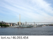 Военные корабли в бухте Золотой Рог. Владивосток (2022 год). Редакционное фото, фотограф Free Wind / Фотобанк Лори