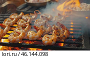 Jumbo Shrimp Scampi Sauteed in Butter and Olive Oil. Healthy food cooking. Delicious hot prawns Shrimps roasted on grill with steamed smoke. Grilling seafood. BBQ Shrimp with herbs, garlic and lemon. Стоковое AI-видео, аниматор Марина Демидюк / Фотобанк Лори