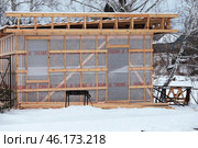 Веранда из досок и утеплителя. Строительство. Редакционное фото, фотограф Анатолий Матвейчук / Фотобанк Лори
