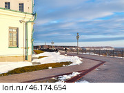 Вид на обзорную площадку  Тобольского Кремля. Город Тобольск (2015 год). Стоковое фото, фотограф Александр Тараканов / Фотобанк Лори