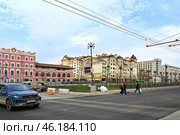 Многоквартирные жилые дома в Казани, Право-Булачная улица (2024 год). Редакционное фото, фотограф Александр Тараканов / Фотобанк Лори