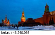 Night view of Saint Basils Cathedral and Spasskaya Tower on Red Square in Moscow. Стоковое фото, фотограф Яков Филимонов / Фотобанк Лори