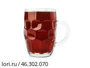 Mug of fresh kvass on white background. Стоковое фото, фотограф Pixel_shot / Фотобанк Лори