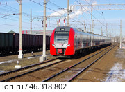 Электропоезд ЭС2Г "Ласточка", Санкт-Петербург (2020 год). Редакционное фото, фотограф Алексей Иванов / Фотобанк Лори