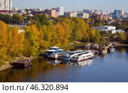 Пристань на реке Самарка (2020 год). Редакционное фото, фотограф Ольга Дубровская / Фотобанк Лори