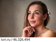 Elegance and Tranquility Captured Indoors With Natural Beauty and Soft Lighting. Стоковое фото, фотограф Aleksandr Golubev / Фотобанк Лори
