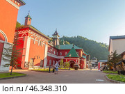 Интерактивный этнопарк музей Моя Россия на курорте Роза Хутор, Эсто-Садок, Краснодарский край, Россия. Павильон Москва. (2022 год). Редакционное фото, фотограф Елена Серебрякова / Фотобанк Лори