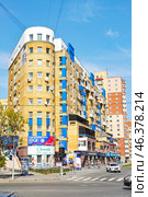 Город Тюмень. Улица Осипенко, дом 73 (2015 год). Редакционное фото, фотограф Александр Тараканов / Фотобанк Лори