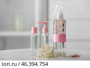 Natural air freshener and essential oil on table in room. Стоковое фото, фотограф Pixel_shot / Фотобанк Лори
