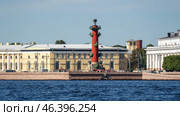 St. Petersburg, Russia September 04, 2024: rostral column in the center of St. Petersburg. Редакционное фото, фотограф Igor Skripachev / Фотобанк Лори