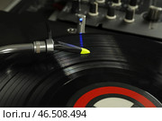 Современный DJ-микшер, крупным планом. Стоковое фото, фотограф Pixel_shot / Фотобанк Лори