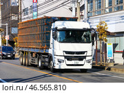 Mitsubishi Fuso Super Great. Редакционное фото, фотограф Art Konovalov / Фотобанк Лори