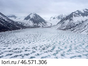 Камчатский край. Замерзшее Верхне-Авачинское озеро. Стоковое фото, фотограф Елена Верещака / ТАСС / Фотобанк Лори