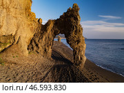 Сахалинская область. Скалы мыса Великан. Стоковое фото, фотограф Юрий Смитюк / ТАСС / Фотобанк Лори