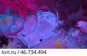 Liquid paint patterns with bubbles are blurred and new unique pattern is created. Стоковое фото, фотограф David Kashakhi / Фотобанк Лори